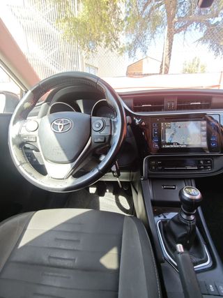 Toyota Auris 1.2 120T Active Touring Sports