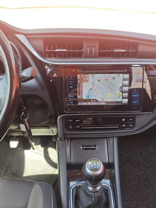 Toyota Auris 1.2 120T Active Touring Sports