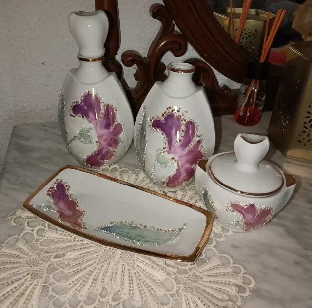 Juego Cerámica Flores Moradas y Blancas