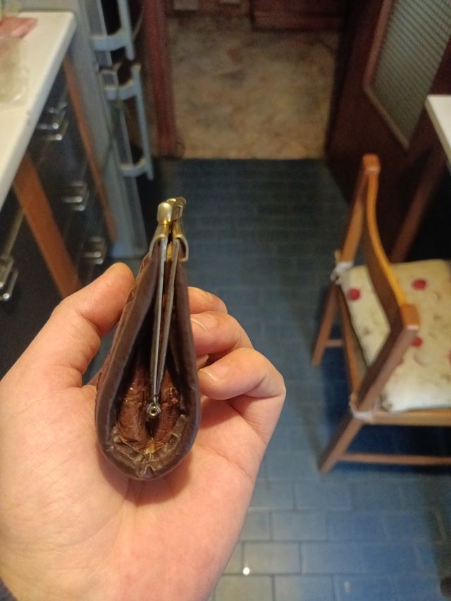 Portamonete antico in pelle anni '60