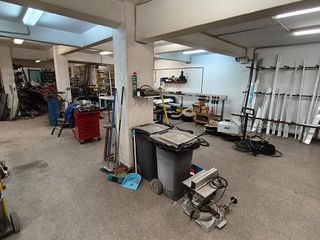 Local comercial en venta en El Carmel en Barcelona