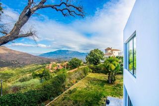 Chalet en alquiler en Elviria en Marbella