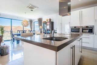 Chalet en alquiler en Elviria en Marbella