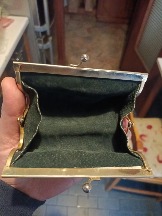 Portamonete antico in pelle anni 60