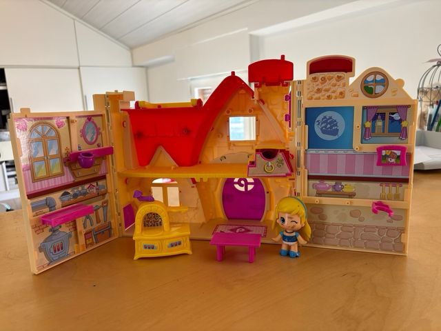 Casa de cuento Pin y Pon