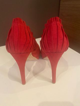 Zapatos Bershka tacón ante rojo