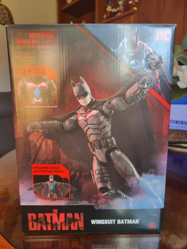 The Batman Wingsuit Batman Figura DC