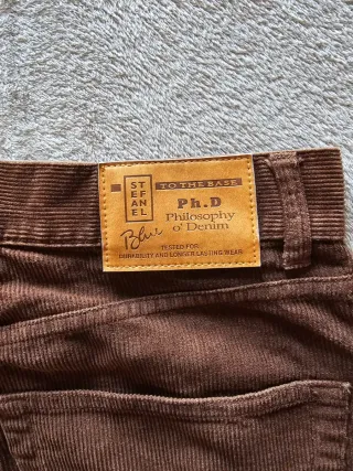 Pantaloni Stefanel in velluto marrone