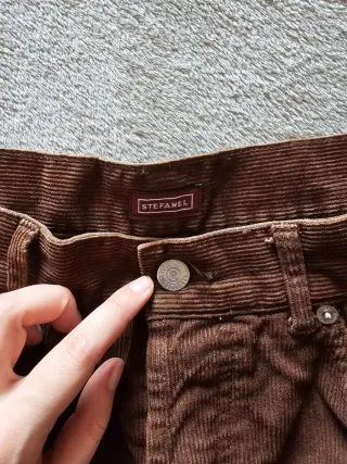 Pantaloni Stefanel in velluto marrone