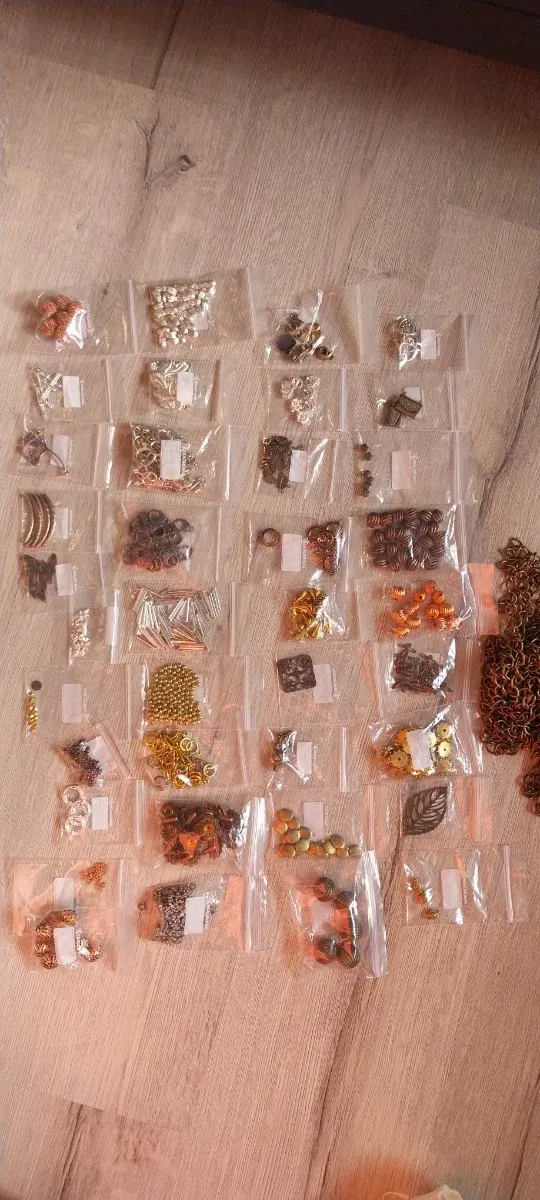 Lote bisutería DIY - piezas variadas