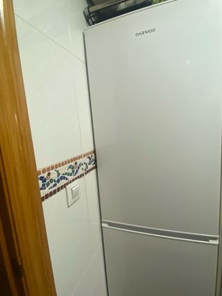 Nevera Daewoo en muy buen estado