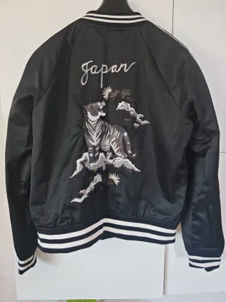 Giacca bomber Superdry nera con tigri