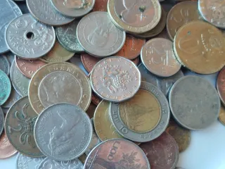 Lote 100 monedas del mundo