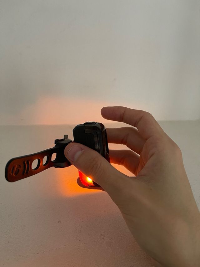 Luz trasera Bontrager Flare RT TRANSMITR