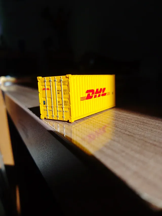 Contenedor DHL Escala N 1:160