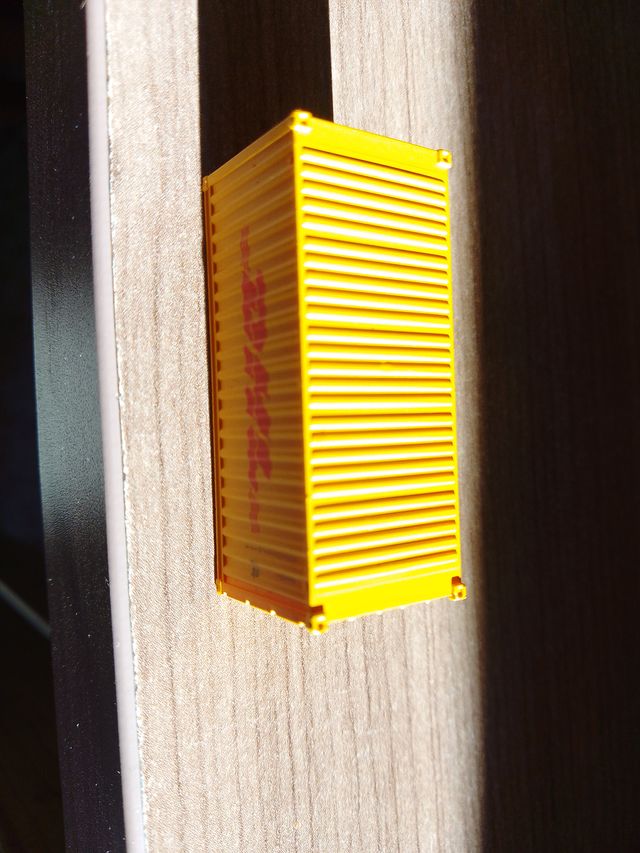 Contenedor DHL Escala N 1:160