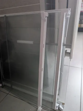 Cajones congelador y baldas cristal nevera Bosch