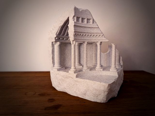 Figura Teatro Romano Imitación Mármol