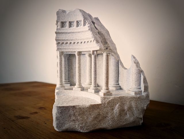 Figura Teatro Romano Imitación Mármol