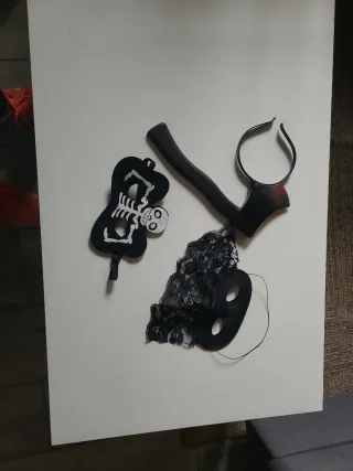Accesorios Halloween: Máscaras y Hacha