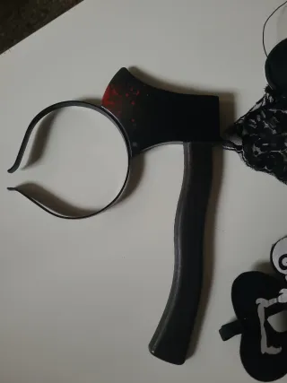 Accesorios Halloween: Máscaras y Hacha