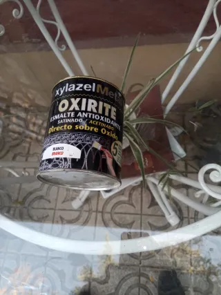 Mesa y Sillas Jardín Metal y Cristal