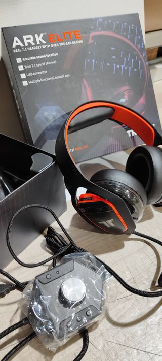 Auriculares Tritton V2 Ark Elite PS4