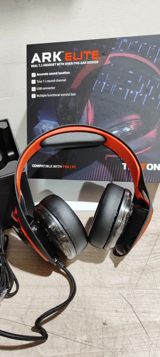 Auriculares Tritton V2 Ark Elite PS4