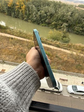iPhone 16 256 GB Verde