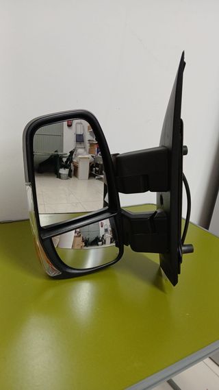 Retrovisor Izquierdo Iveco 4/5  2015 Eléctrico