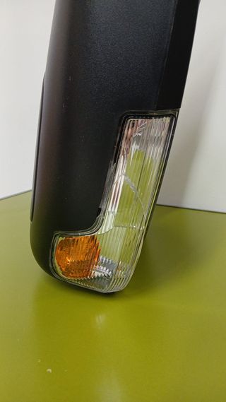 Retrovisor Izquierdo Iveco 4/5  2015 Eléctrico