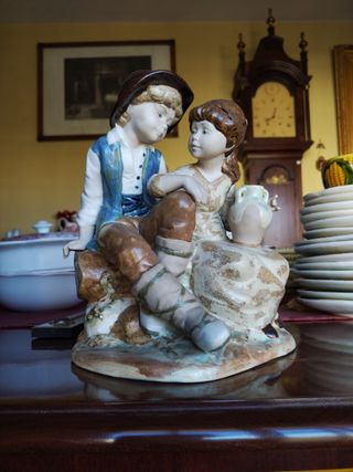 Figura Porcelana D'Avila Niños