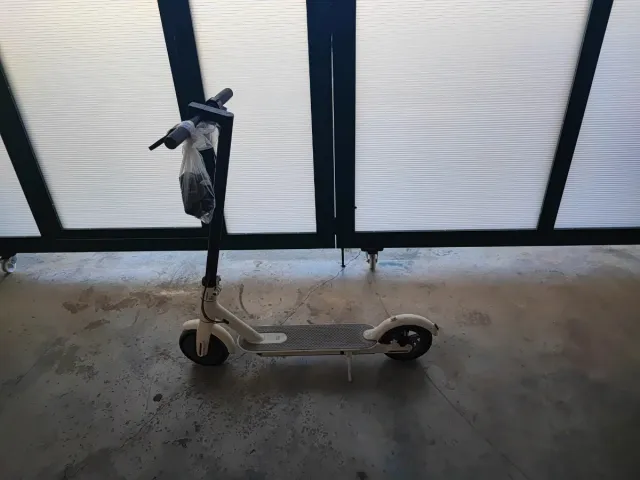 Patinete Eléctrico Xiaomi M365 Blanco