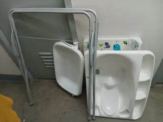 Cambiador bañera bebé con estructura