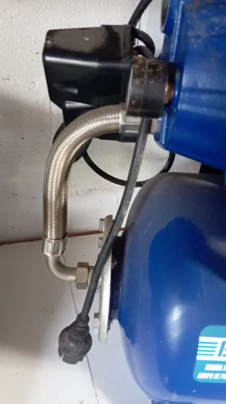 Bomba de agua Energer 1100W 20L