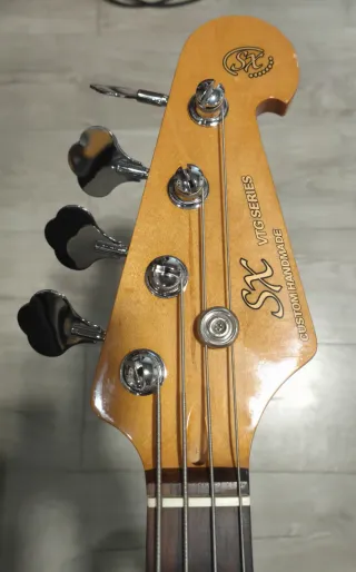 Vendo Bajo Eléctrico SX  Vtg de 4 Cuerdas