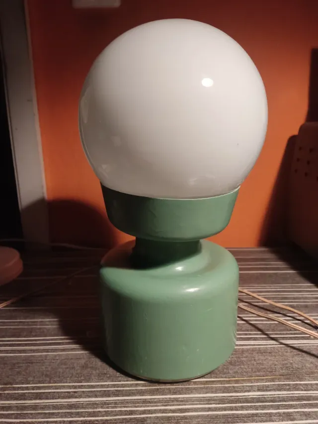 Lámpara LLUM verde y cristal 30 cm