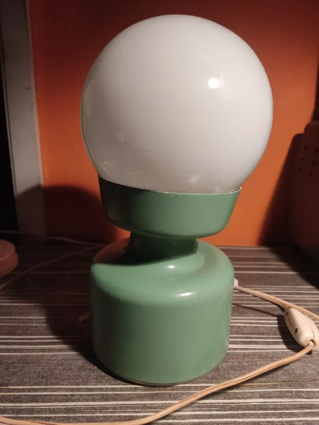 Lámpara LLUM verde y cristal 30 cm