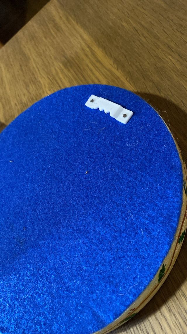 Caja y colgador navideño de madera