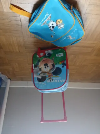 Maleta con ruedas y mochila infantil Cremalleras e