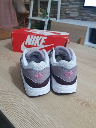 Nike Air Max 1 EasyOn -T32