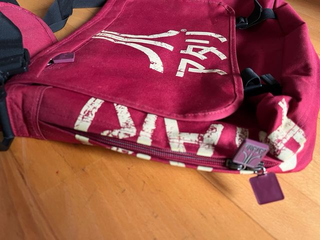 Bandolera / mochila de Atari Roja