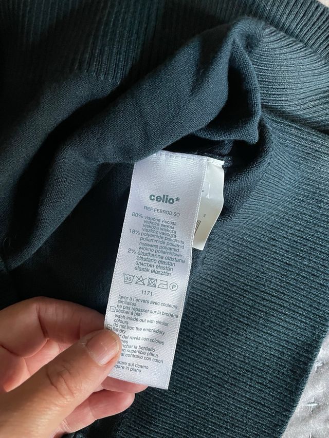 Maglione  uomo in viscosa scollo a V verde 
