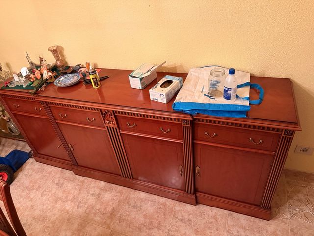 Muebles Variados (aparador, armario, silla, etc..)