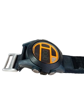 RELOJ PULSERA DIGITAL NIXON BAJA NEGRO C/AMARRILLO