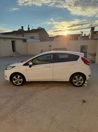 Ford Fiesta 2010 - 160.000 KM - 80 CV