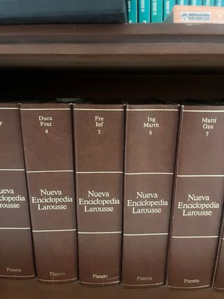 Nueva enciclopedia Larousse