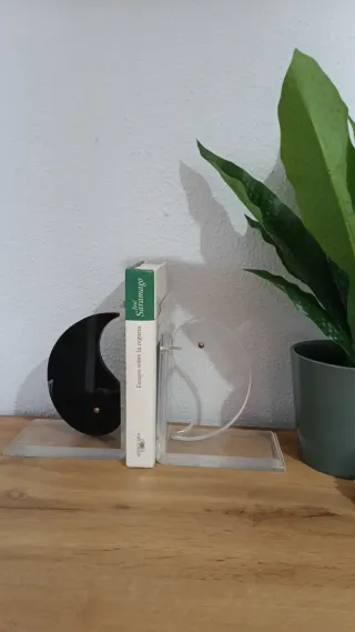 Supporto per libri vintage Yin Yang Design