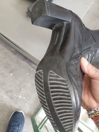 Stivali alti Cesare Paciotti pelle neri