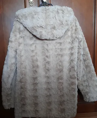 Chaqueta pelo Pull and Bear Tostada Talla M